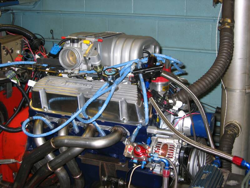 Ford 302. Stock Ford 302 Race Engine